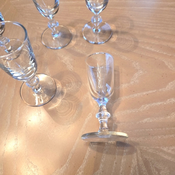 Vintage 5-Piece Mid-Century Ribbed Rim Cordial Glasses Ornate Stemware - Picture 7 of 14